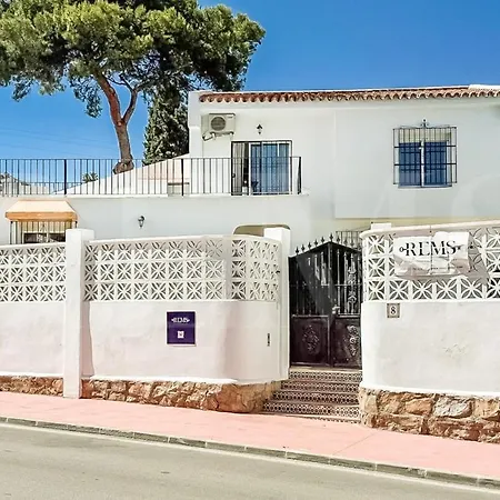 Villa Chic With Pool, Garden And Parking Rems *