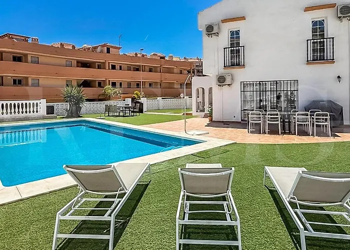 Willa Chic With Pool, Garden And Parking Rems *