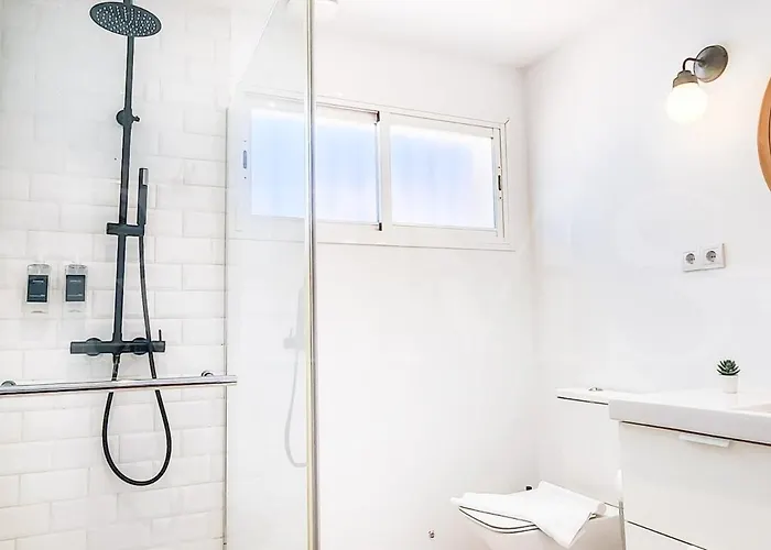 Chic With Pool, Garden And Parking Rems Willa Fuengirola