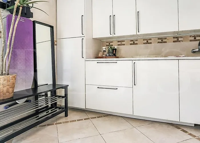 Chic With Pool, Garden And Parking Rems Fuengirola